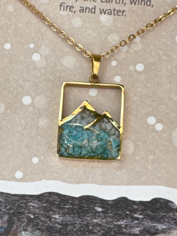 Stunning Earthy inspired necklaces ￼