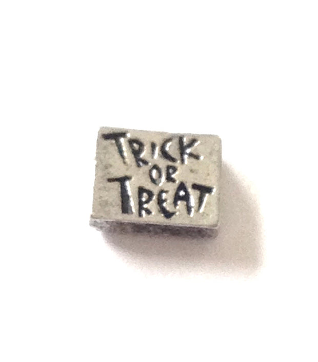 Trick Or Treat Charm - Stoney Creek Charms